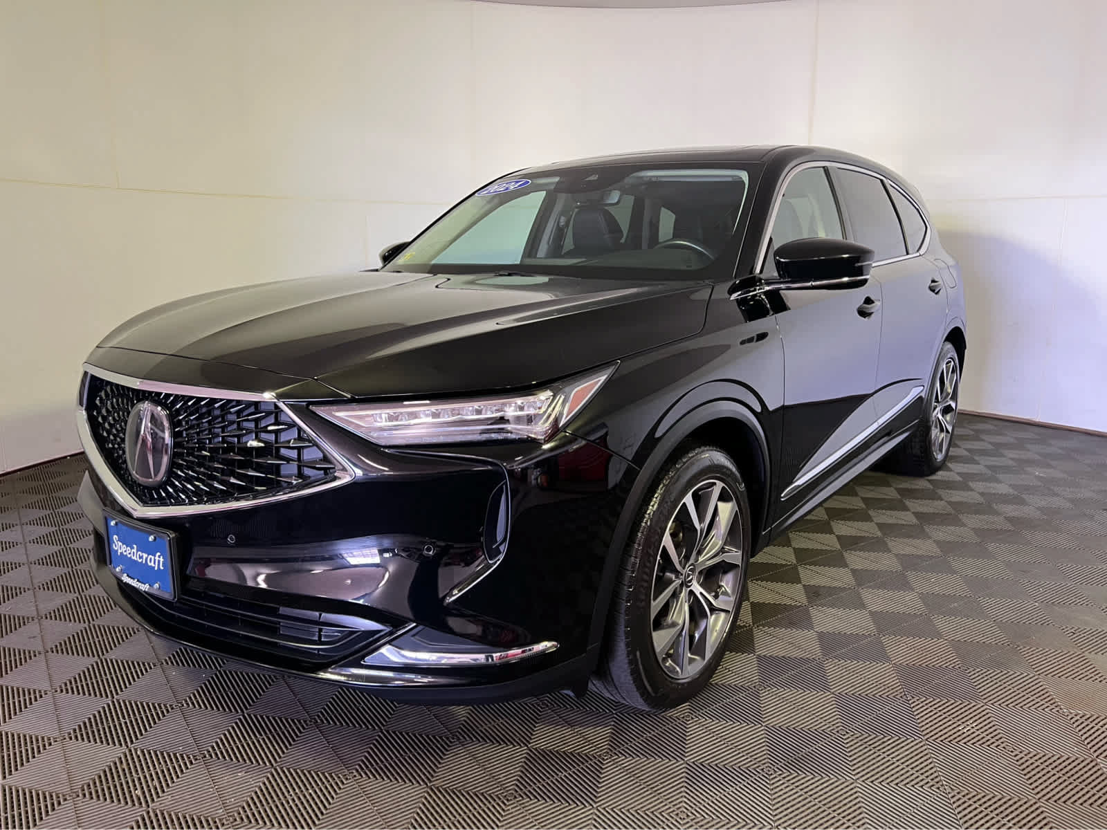 Certified 2024 Acura MDX w/ Technology Package AWD/4WD image 3