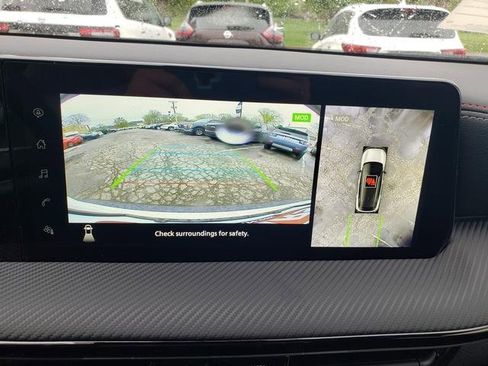 New 2025 Nissan Kicks SR image 14