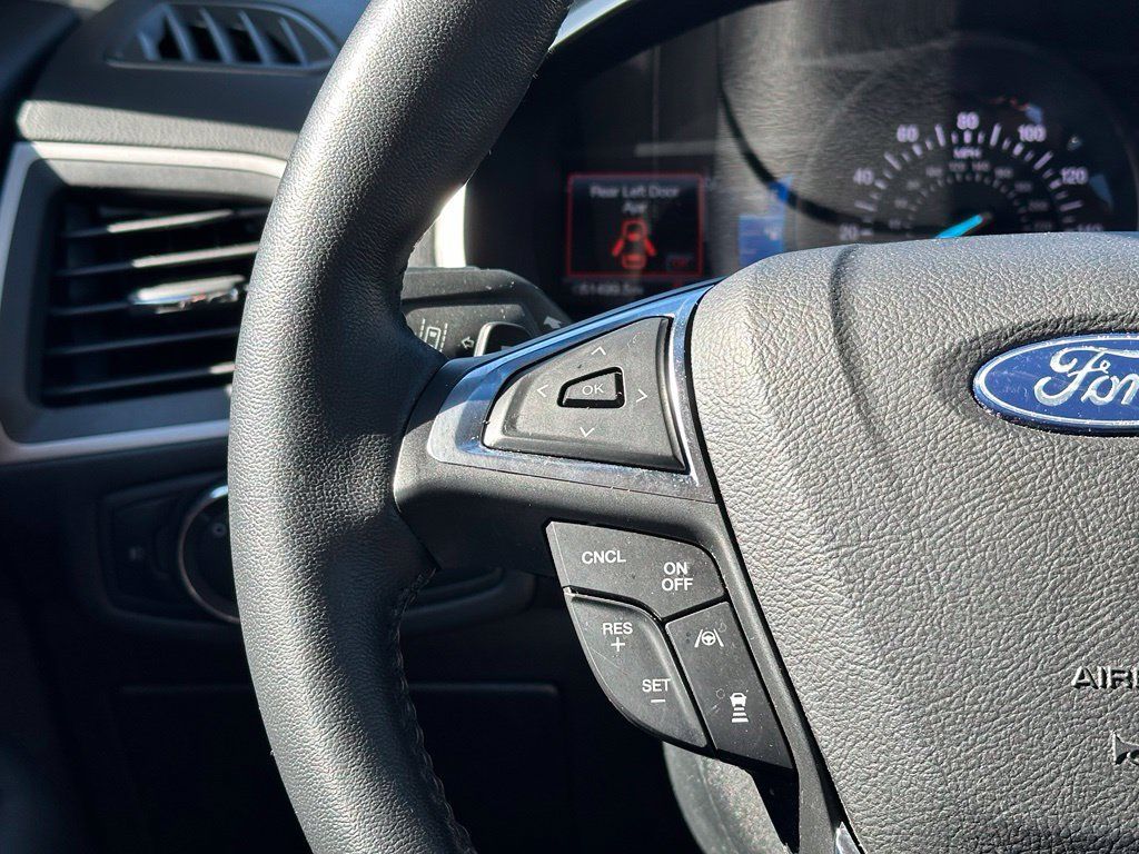 Used 2020 Ford Edge SEL w/ Convenience Package AWD/4WD image 9