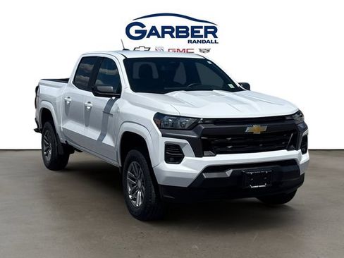 Used 2023 Chevrolet Colorado LT w/ LT Convenience Package II AWD/4WD image 7