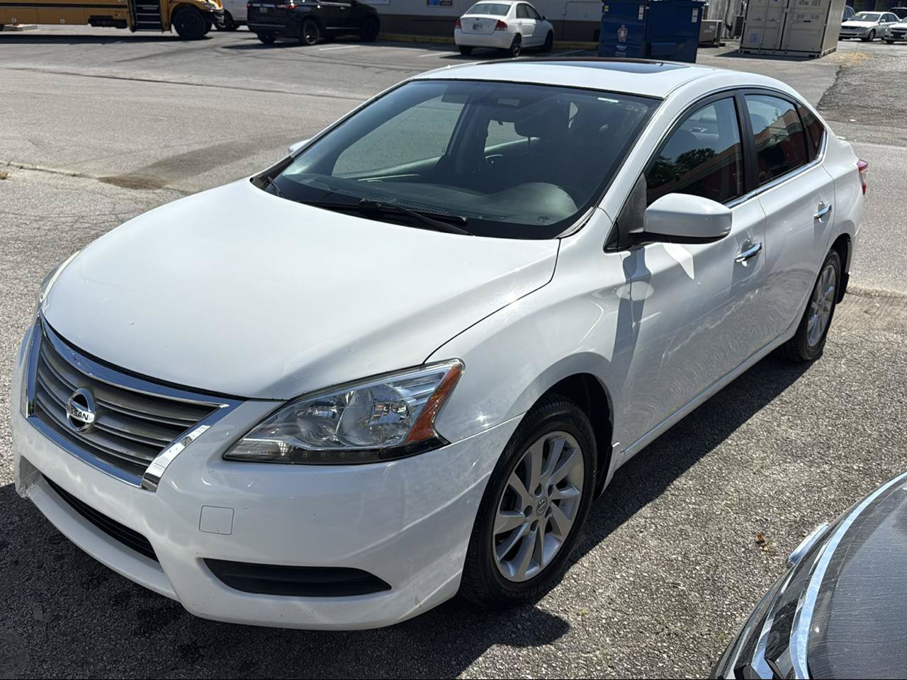 Used 2015 Nissan Sentra SV w/ Style Package FWD image 2