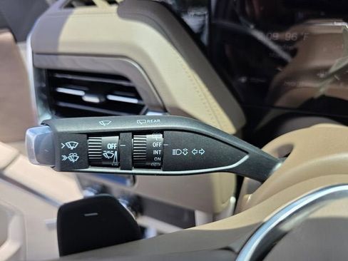 Used 2026 GMC Yukon XL Denali w/ Sun & Power Step Package AWD/4WD image 33
