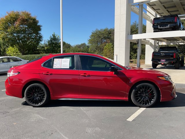 Used 2019 Toyota Camry SE FWD image 5