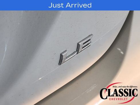 Used 2023 Toyota Camry LE w/ Convenience Package FWD image 12