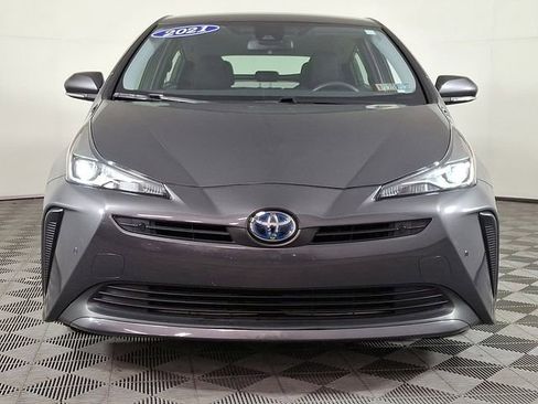 Used 2021 Toyota Prius LE w/ Carpet Mat Package (TMS) FWD image 5