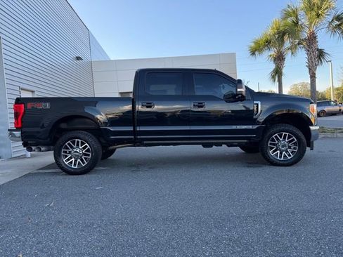 Used 2019 Ford F250 Lariat w/ Lariat Ultimate Package image 8