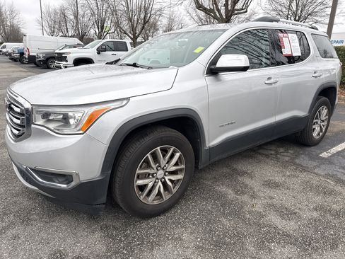 Used 2018 GMC Acadia SLE image 5