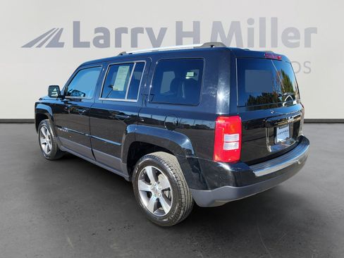 Used 2016 Jeep Patriot High Altitude image 3
