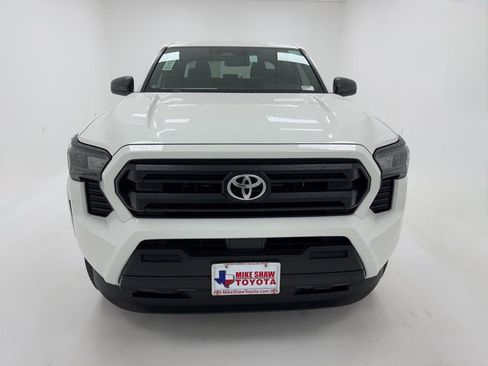 New 2026 Toyota Tacoma SR image 3