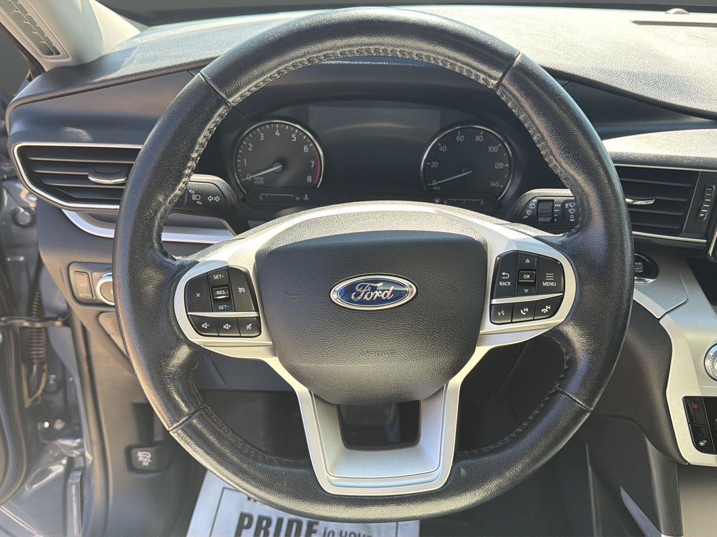 Used 2021 Ford Explorer XLT w/ Equipment Group 202A AWD/4WD image 12