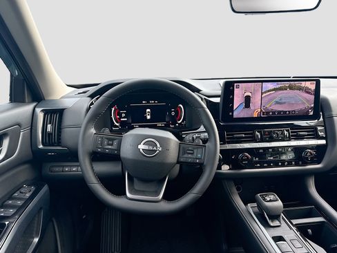 New 2026 Nissan Pathfinder SL FWD image 23