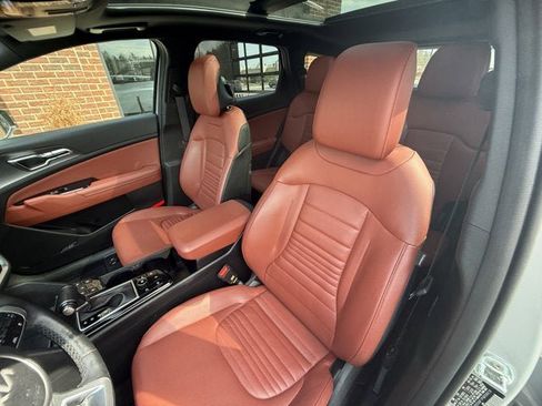 Used 2023 Kia Sportage SX image 17