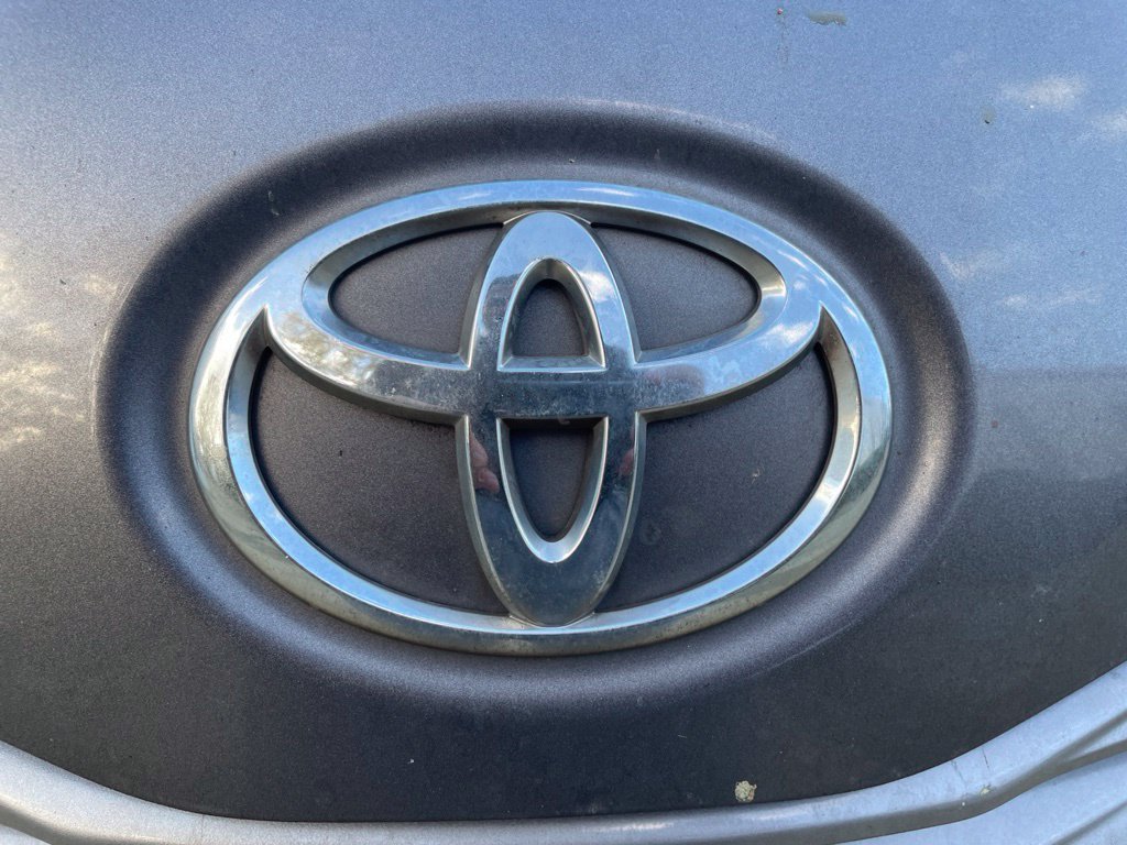 Used 2015 Toyota Sienna XLE w/ XLE Navigation Package FWD image 11