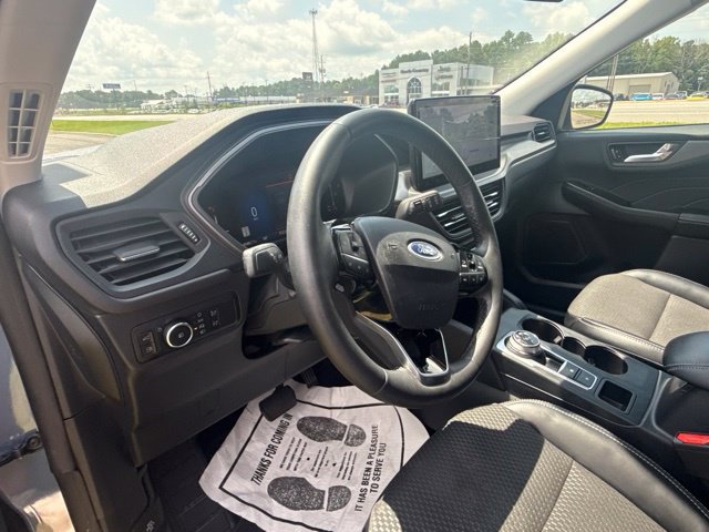 Used 2023 Ford Escape SE FWD image 19