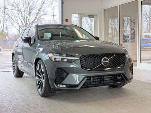 New 2026 Volvo XC60 B5 Ultra w/ Protection Package Premier AWD/4WD image 5