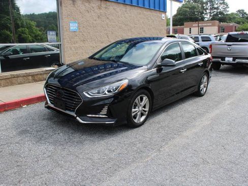 Used 2018 Hyundai Sonata SEL w/ Cargo Package FWD image 3