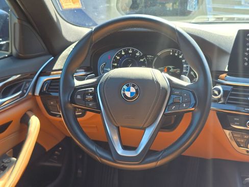 Used 2018 BMW 530e RWD image 19