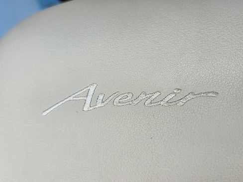 Used 2023 Buick Envision Avenir FWD image 18