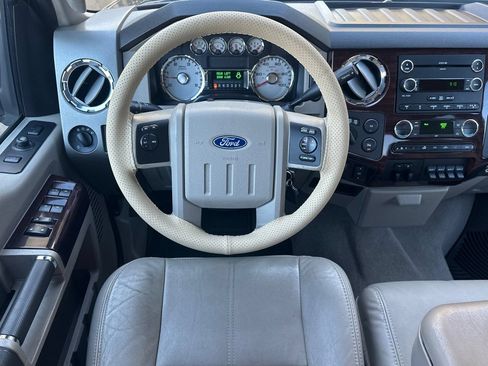 Used 2009 Ford F350 4x4 Crew Cab Super Duty image 13