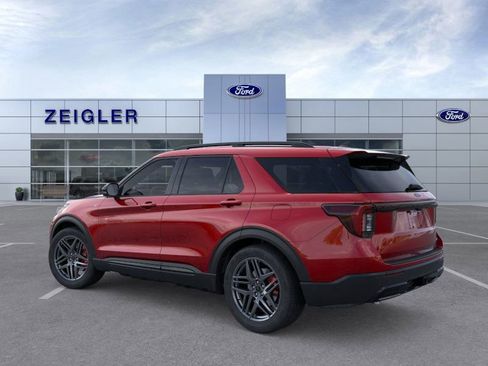 New 2026 Ford Explorer ST-Line w/ ST-Line Street Pack image 4