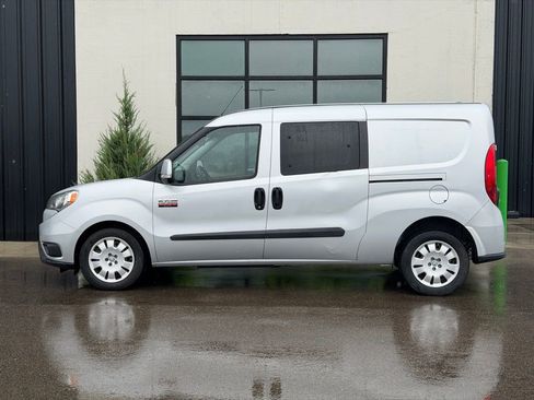 Used 2016 RAM ProMaster City Tradesman SLT w/ Rear Back-up Camera Group FWD image 2