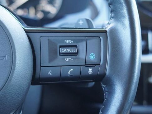 Used 2022 Nissan Pathfinder SL image 21