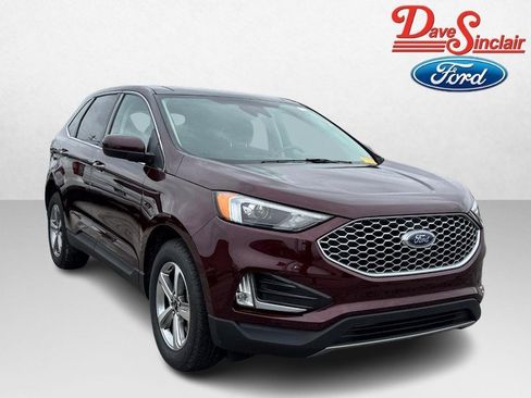 Used 2024 Ford Edge SEL w/ Convenience Package image 4