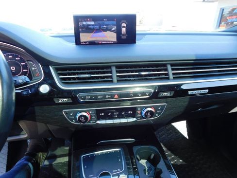 Used 2017 Audi Q7 3.0T Premium Plus image 39