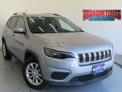 Used 2021 Jeep Cherokee Latitude image 1