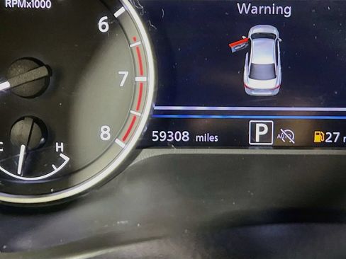 Used 2024 Nissan Sentra SV FWD image 11