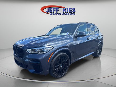 Used 2022 BMW X5 M50i w/ Executive Package AWD/4WD image 1