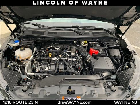 Certified 2022 Lincoln Corsair AWD w/ Equipment Group 101A image 27