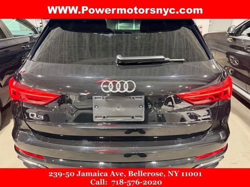 Used 2021 Audi Q3 2.0T Premium Plus w/ Premium Plus Package image 3