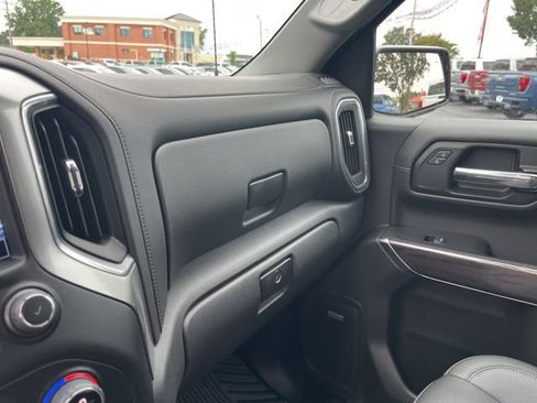 Used 2022 Chevrolet Silverado 1500 LTZ w/ LTZ Premium Package AWD/4WD image 28