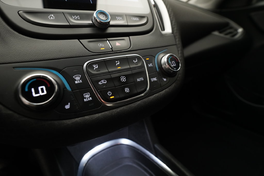 Used 2023 Chevrolet Malibu LT FWD image 20