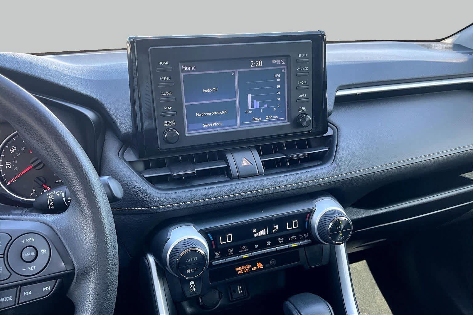 Used 2019 Toyota RAV4 XLE FWD image 7