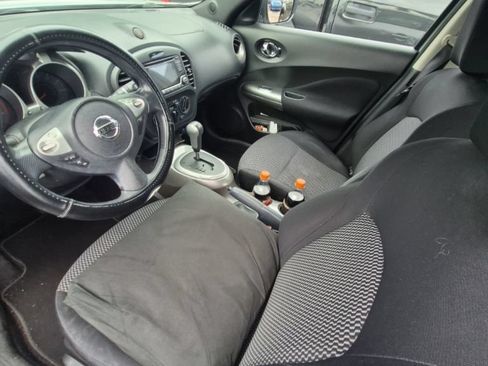 Used 2015 Nissan Juke S FWD image 5