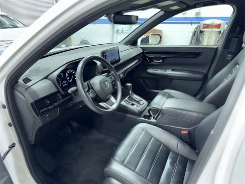 Used 2023 Honda CR-V Sport Touring image 32
