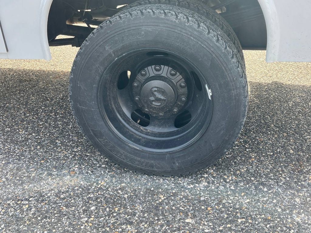 New 2025 RAM 5500 Tradesman AWD/4WD image 29