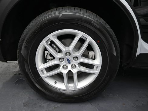 New 2026 Ford Explorer Active image 35