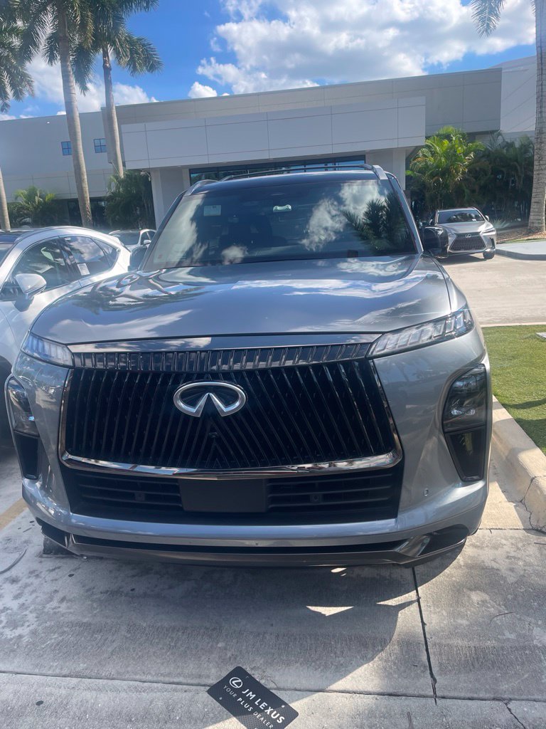 Used 2025 INFINITI QX80 Autograph w/ Autograph Exterior Package AWD/4WD image 5