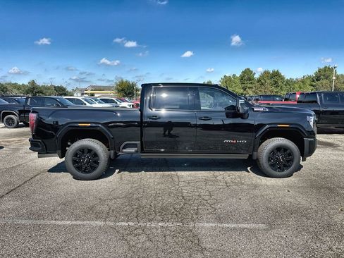 New 2026 GMC Sierra 3500 AT4 w/ AT4 Premium Plus Package image 10