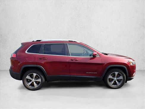 Used 2019 Jeep Cherokee Limited w/ Luxury Group AWD/4WD image 14