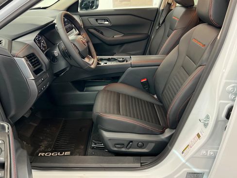 New 2026 Nissan Rogue SV w/ Rock Creek Premium Package AWD/4WD image 18