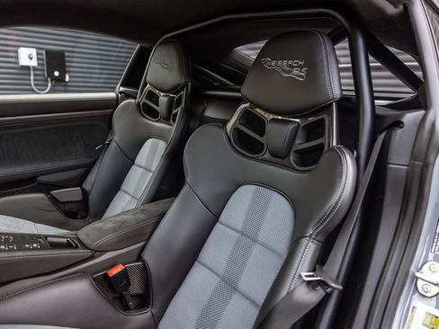 Certified 2023 Porsche 718 Cayman GT4 RS RWD image 18