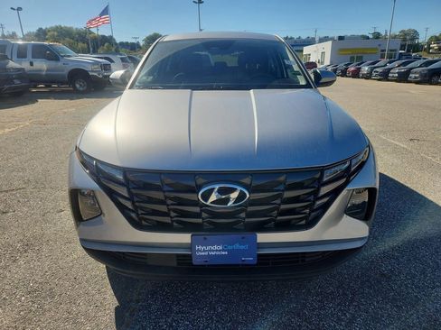 Certified 2024 Hyundai Tucson SE image 2