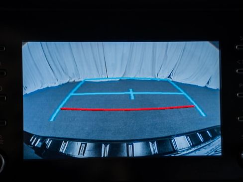 Used 2020 Toyota Sienna L image 37