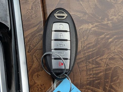 Used 2024 Nissan Armada SL w/ Captain's Chairs Package AWD/4WD image 31
