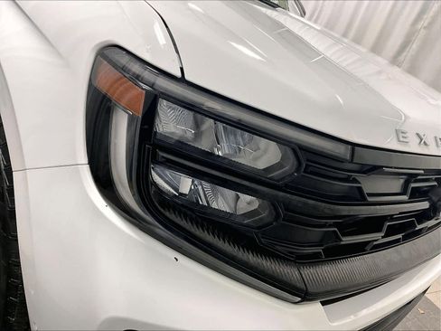Used 2025 Ford Expedition Active image 34