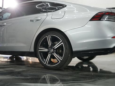 Used 2024 Honda Accord Sport image 37